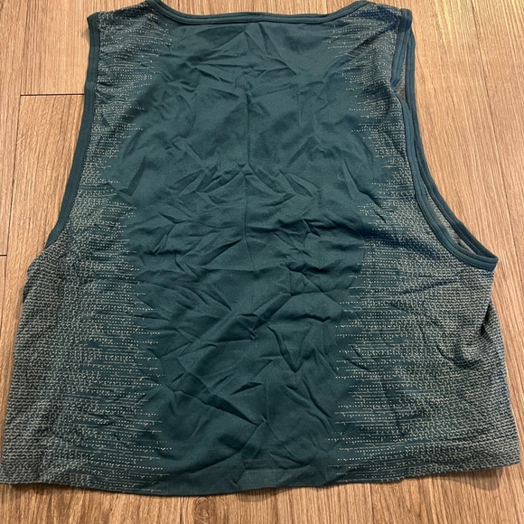 Workout Clothes Bundle - Picture 12 of 13